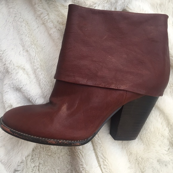 EUC Vince Camuto Booties - Picture 3 of 3